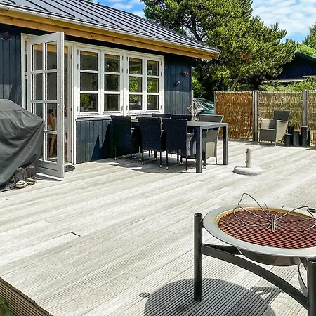 4 Bedroom Awesome In Sjaellands Odde