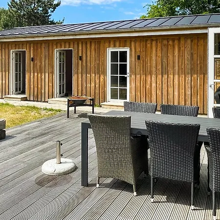4 Bedroom Awesome In Sjaellands Odde Semesterbostad